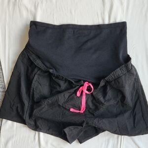 Old Navy Black Maternity Over The Bump Athletic Shorts
